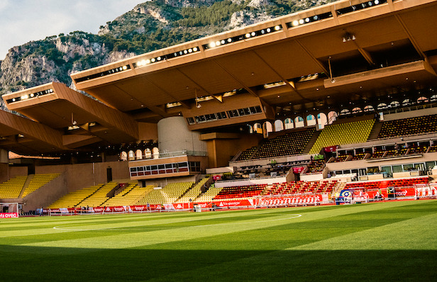 Supportersworkouts zo bouwen vrouwelijke fans kracht in het stadion